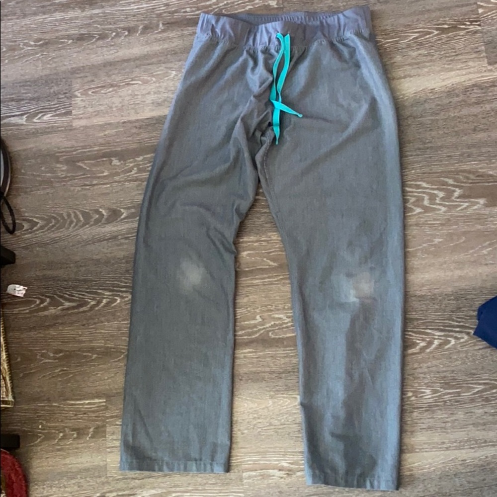 FIGS scrub pant